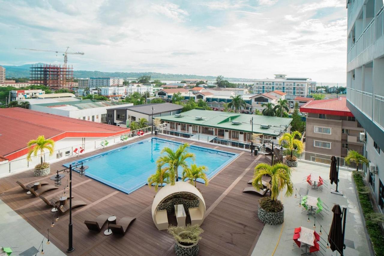 Subic Riviera Hotel And Residences Olongapo Kültér fotó